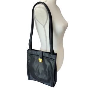 PRESWICK & MOORE Black Purse Leather Shoulder Double Handle Smooth Career